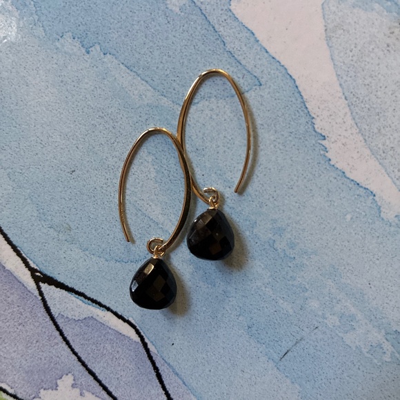 Jewelry - Gold earrings with black stone